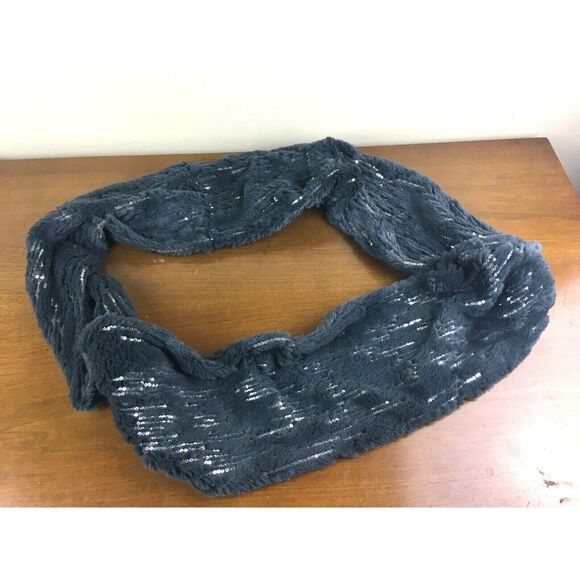 Infinity Loop Scarf w/ Silver Sequins Warm Fuzzy Sparkly Winter Plush Soft Gray - Picture 4 of 4